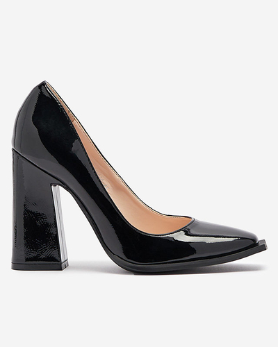 Schwarz lackierte Pumps mit quadratischer Spitze Oriva - Footwear