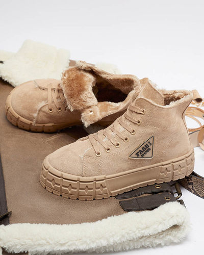 Hellbraune, isolierte Zephyr Damenstiefel aus Öko-Wildleder - Schuhe