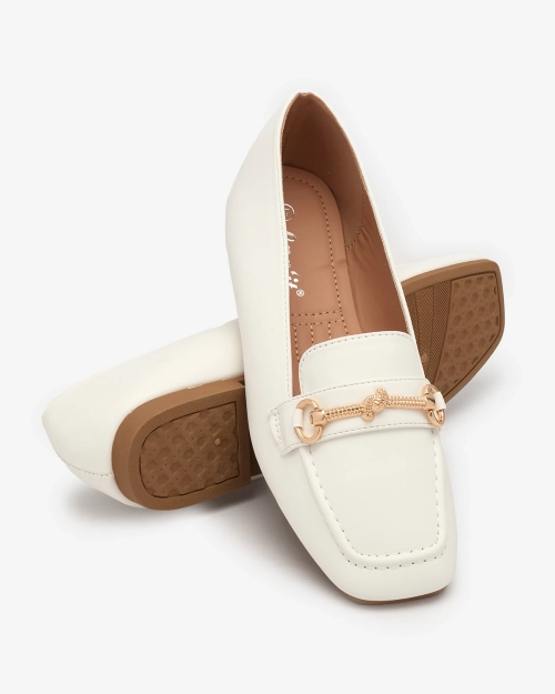 Royalfashion Білі жіночі мокасини з золотим декором Olerika