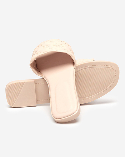 Beige Damenhausschuhe mit Mersyli-Prägung. Schuhe