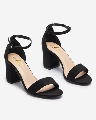 Damen-Sandalen auf einem Pfosten in schwarz Xiadia- Footwear