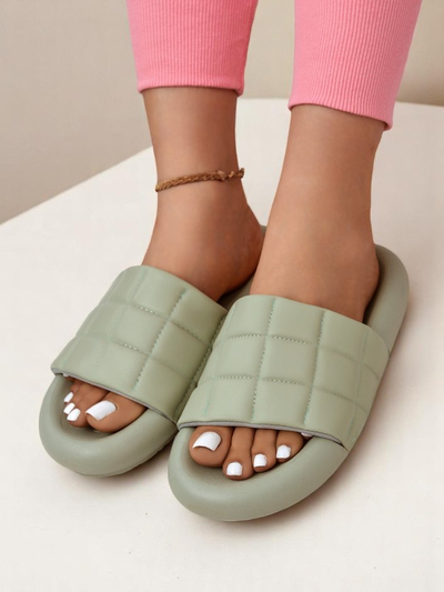 Royalfashion Damen Pantoletten mit flacher Sohle Quilt Walk