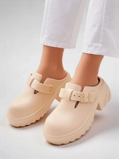 Royalfashion Жіночі гумові сандалі на підборах Voxones