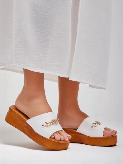 Royalfashion Damensandalen mit Keilabsatz Dalimma