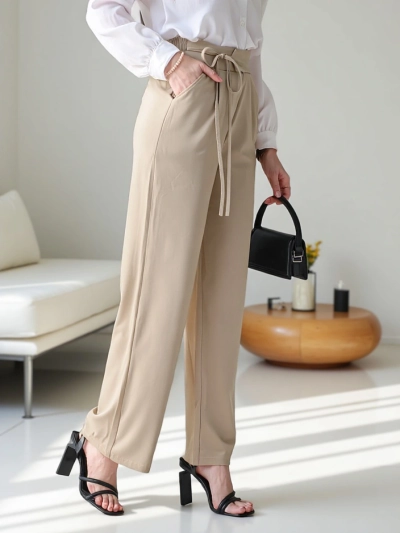 Royalfashion Weite Damenhose mit seitlichen Bindebändern