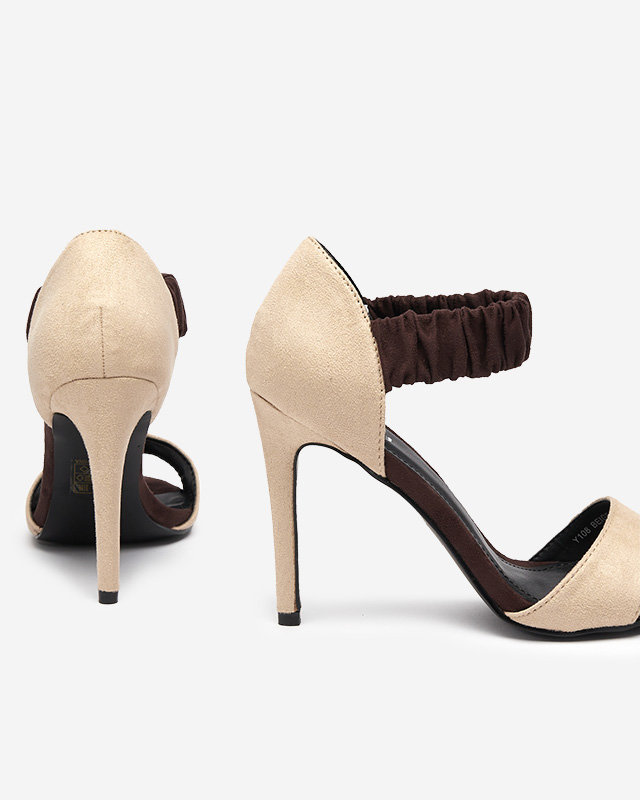 Beige Damensandalen an einer Nadel Veraxy - Schuhe