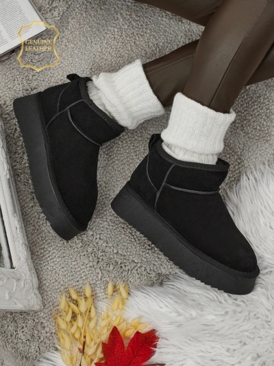 Kurze Damenstiefel im Schneestiefel-Stil aus Naturleder Elunara