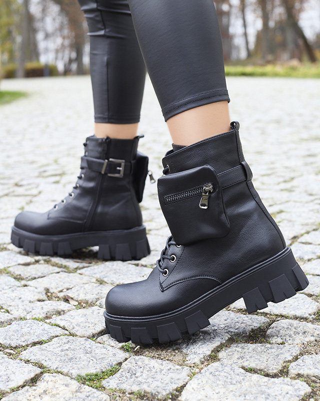 OUTLET Schwarzer Damenstiefel mit Tasche Feffle- Footwear