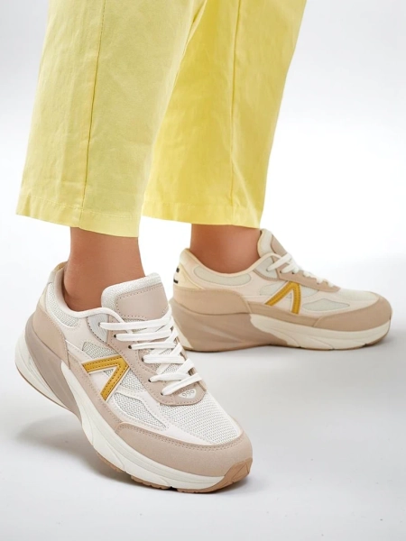 Royalfashion Damen Sport Sneakers auf einer dickeren Sohle Moderax