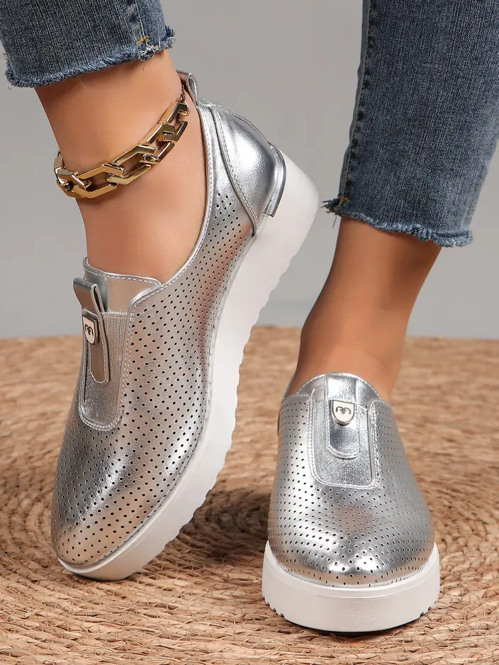 Royalfashion Damen Slipper perforierte Schuhe Goffies