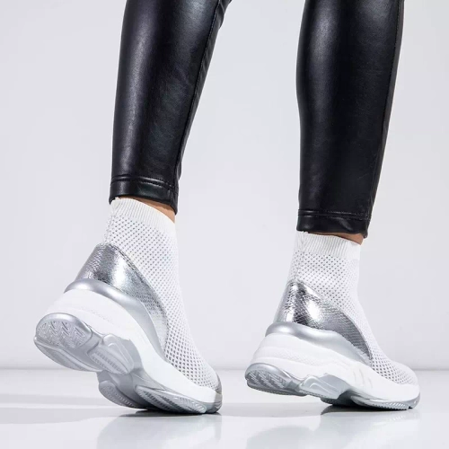 OUTLET Біле високе спортивне взуття від Lupin - Взуття