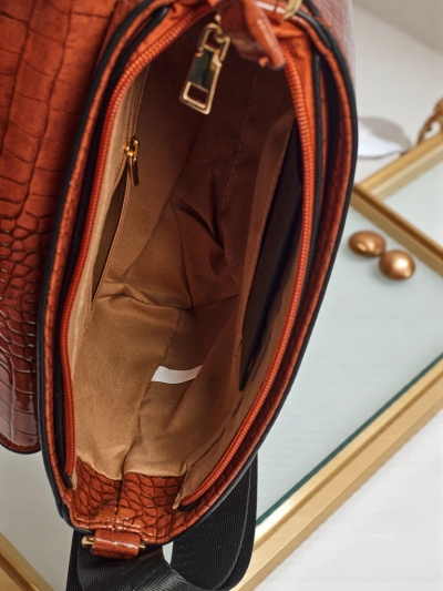 Lackierte kleine Damenhandtasche aus Öko-Leder Panthere Mist