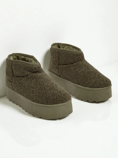 Короткі жіночі черевики а-ля снігоходи Marellin