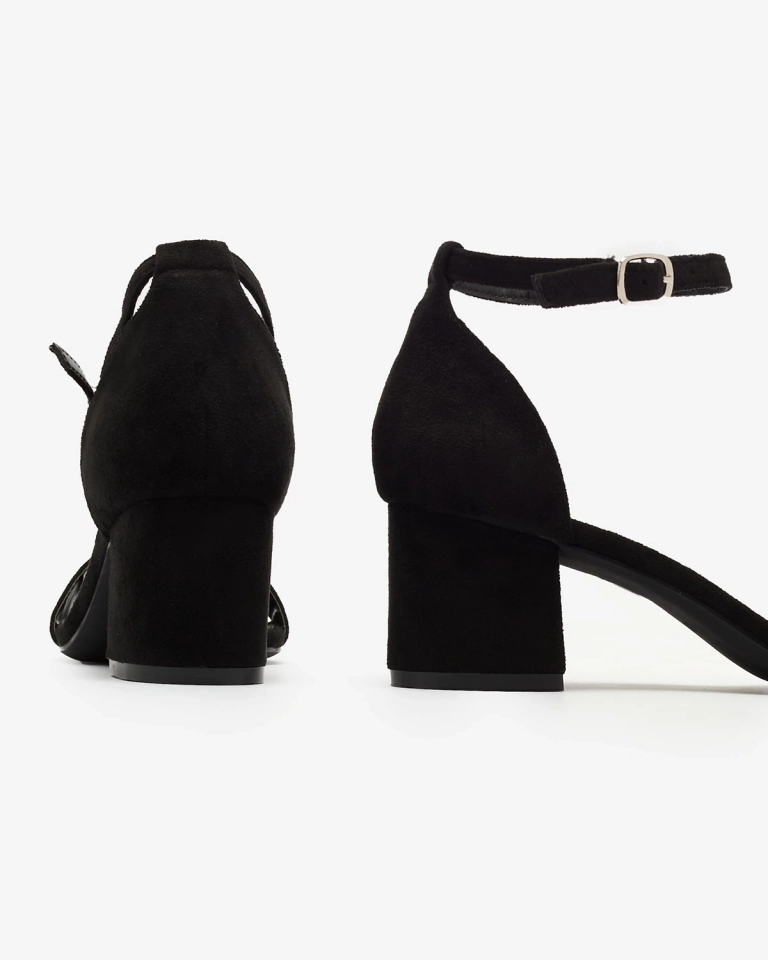 Royalfashion Schwarze Damen-Sandalen auf einem Pfosten Xeteri