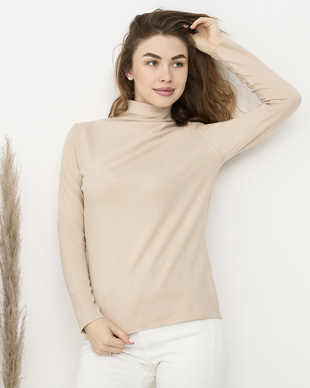 Бежевий жіночий светр напівводолазка - Одяг