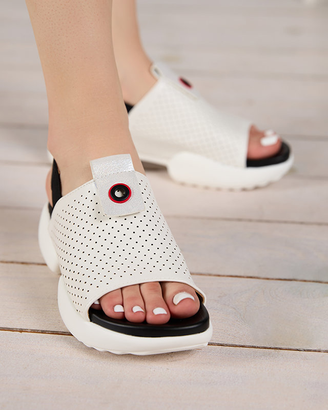 Білі жіночі сандалі з екошкіри Pueshi - Взуття