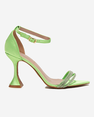 OUTLET Зелені жіночі босоніжки на високому каблуці з декоративними фіанітами Manestri - Взуття