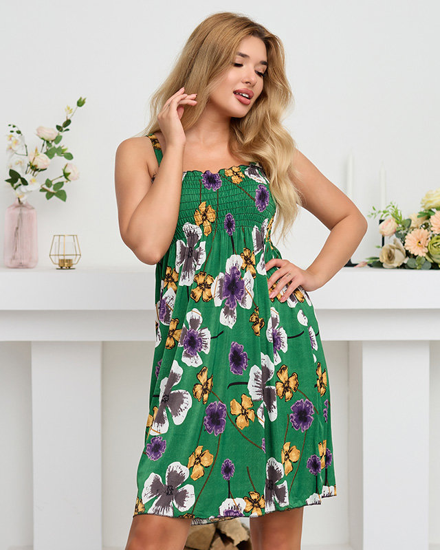 Зелена коротка сукня з квітковими бретелями - Одяг
