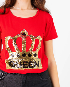 Червона жіноча футболка з короною і паєтками