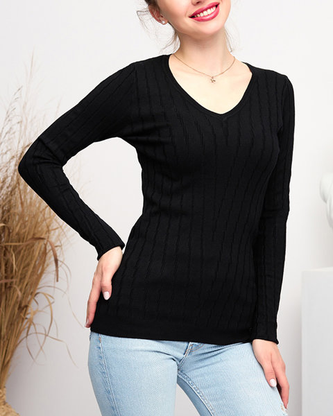 Чорний жіночий светр з V-подібним вирізом