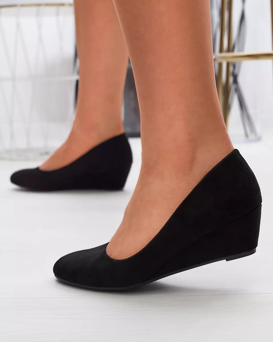Класичні жіночі туфлі-човники з екозамші чорного кольору Jiwita - Взуття