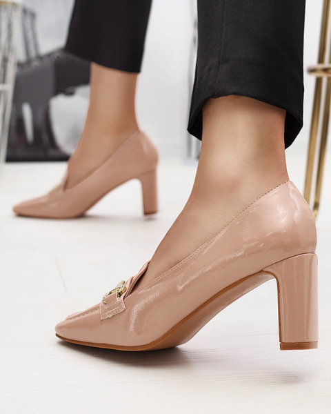 Лаковані жіночі туфлі-мокасини нюдового кольору Koccol- Footwear