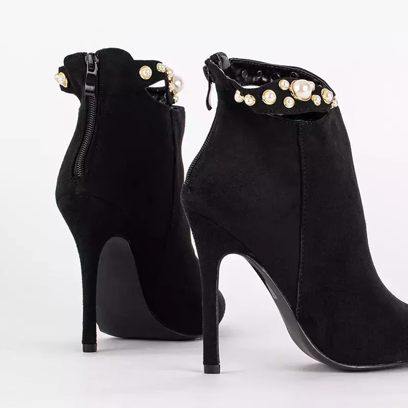 OUTLET Чорні жіночі чоботи на високому каблуці Filusco - Взуття