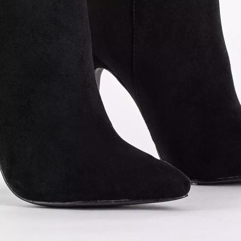 OUTLET Чорні жіночі чоботи на високому каблуці Filusco - Взуття