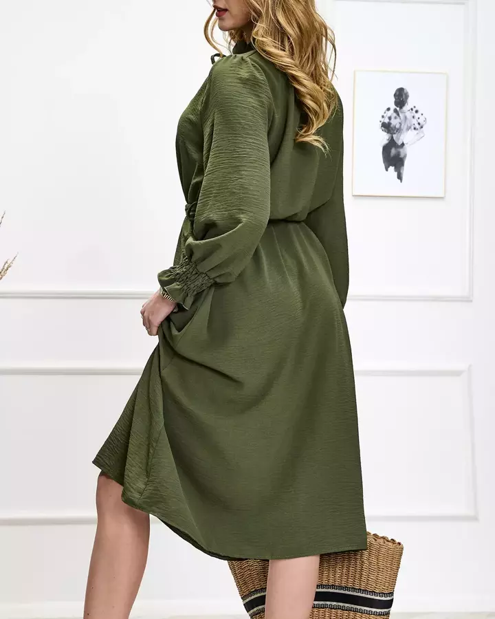 Жіноча довга сукня із зав'язкою на талії оливкового кольору - Одяг