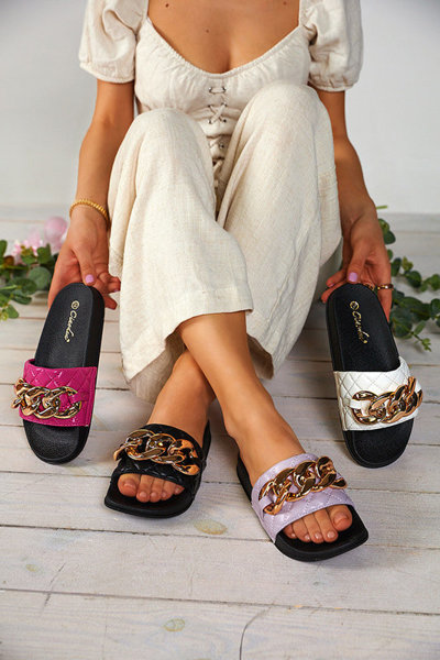 Жіночі бежеві тапочки з декором Lyrynn - Взуття